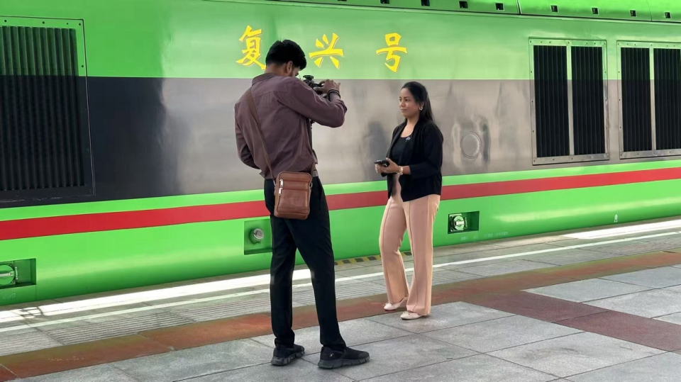 “中国在保护自然环境的同时实现了高度现代化！” ——多国记者眼中的现代西藏_fororder_图片4