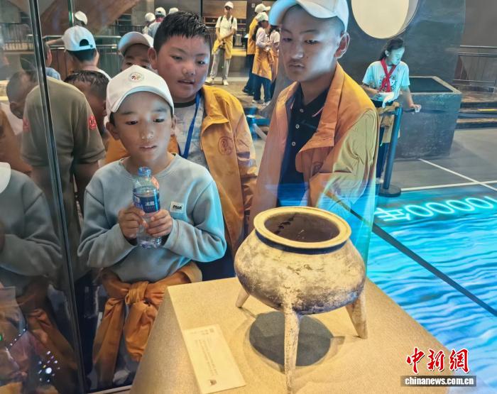 雪域高原少年走进广富林文化遗址探寻“上海之根”