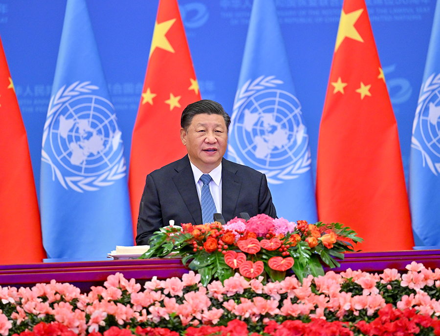 2021年10月25日，习近平在北京出席中华人民共和国恢复联合国合法席位50周年纪念会议并发表重要讲话。