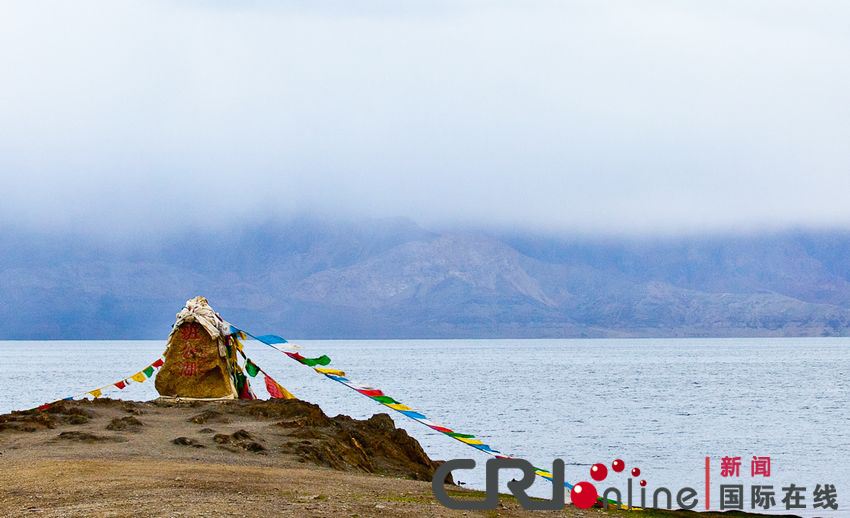 西藏阿里地区——班公湖.jpg