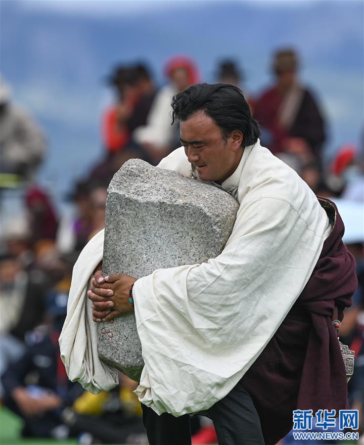 （体育）（10）西藏当雄：草原力量的较量