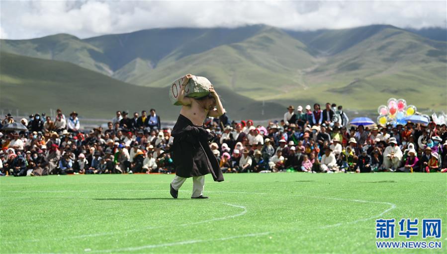 （体育）（11）西藏当雄：草原力量的较量