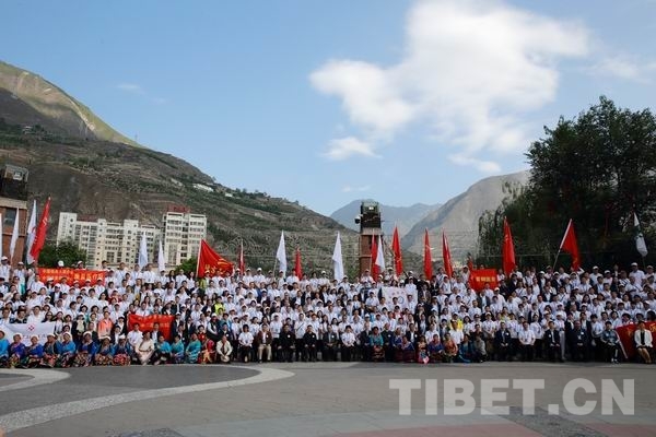 2018同心共铸中国心纪念汶川特大地震十周年