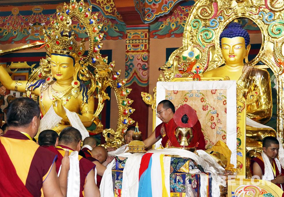 禅朝拜宗喀巴诞生地塔尔寺 考察青海省藏语系