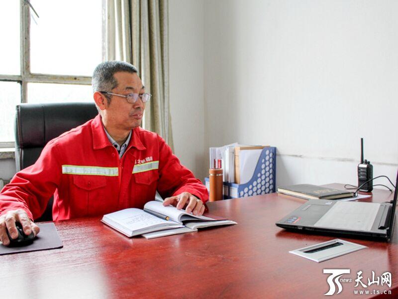 乌鲁木齐人口有多少叫许炜的_乌鲁木齐汉族人口比例(3)