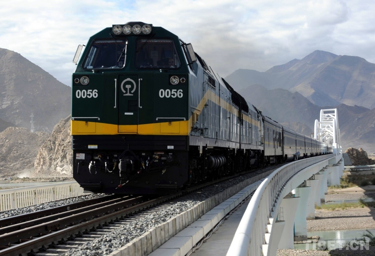 2023西藏火车路线；青春无价,始发站“北上广”绿皮火车直达拉萨